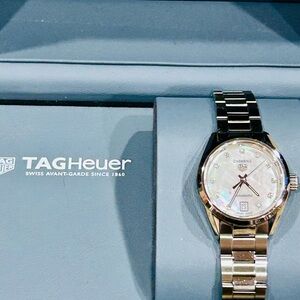 TAGHeuer Carrera Date (mother of pearl and 11 diamond markers)